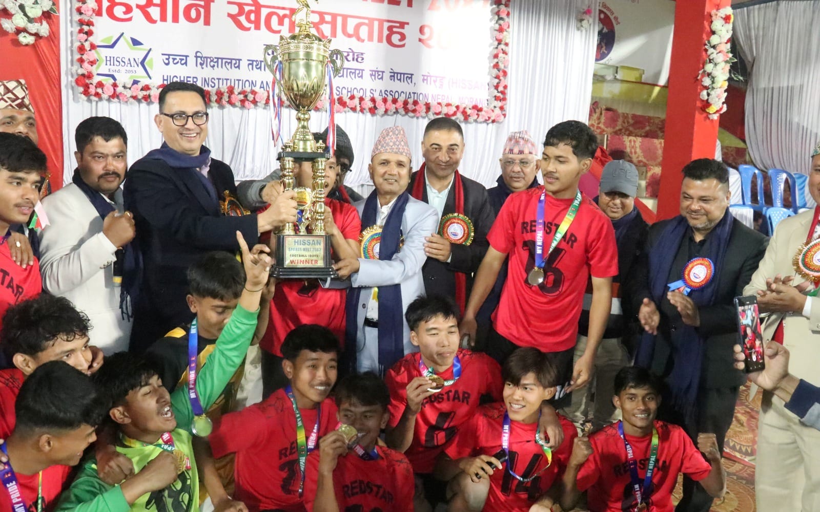 हिसान फुटबलको उपाधि रेडस्टार कलेजलाई