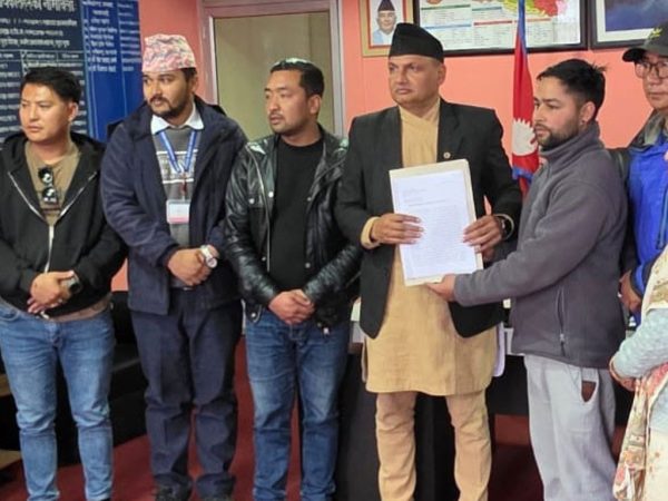 विकास आयोजनाको सुरक्षा खोज्दै युवा र व्यवसायी