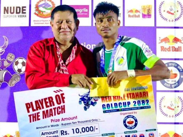 इटहरी गोल्डकपको उपाधिका लागि मोरङ र  प्लानिङ 