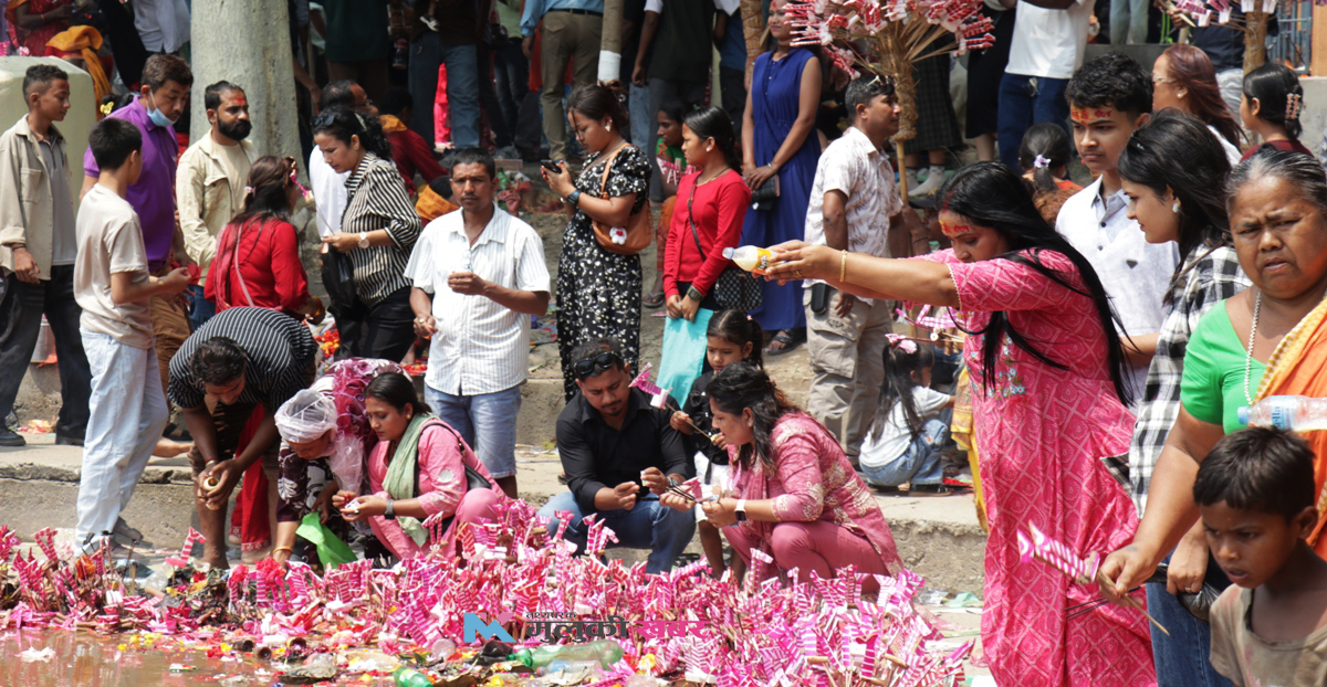 सुनबर्षीको महाराजथानमा रौनक (फोटो फिचर) 