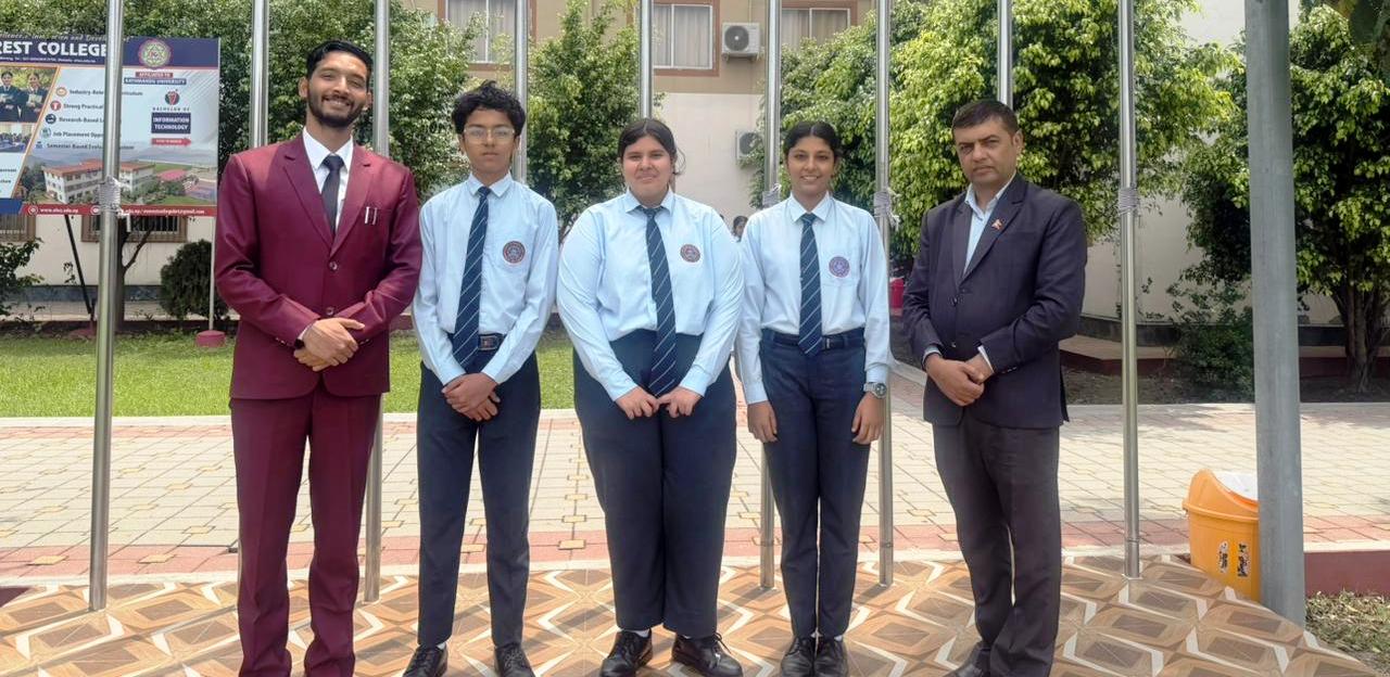 एभरेस्टका  विद्यार्थी  स्पेन जाँदै 