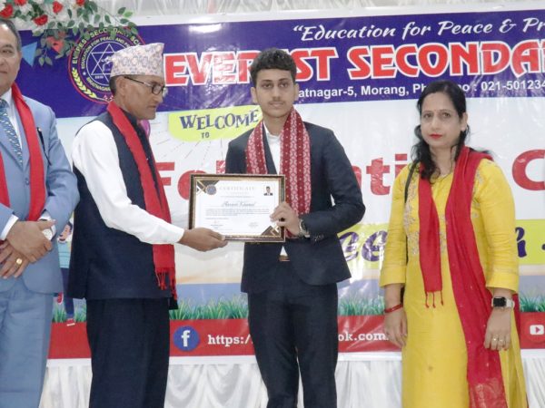 ‘जिपिएको मात्र पछि दौडिँदैनौ, विद्यार्थीलाई अब्बल बनाउँछौँ’: प्रिन्सिपल पुरी 
