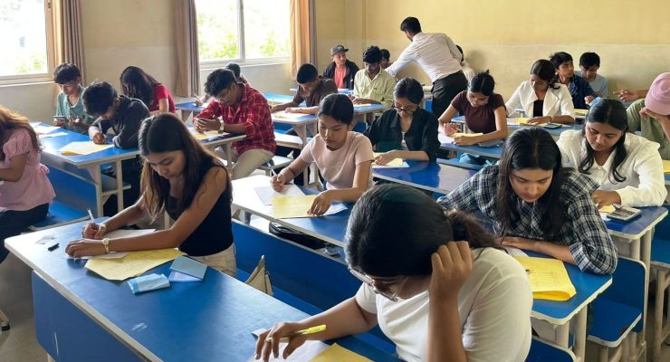 एभरेस्ट कलेजमा ६ सयले दिए प्रवेश परीक्षा