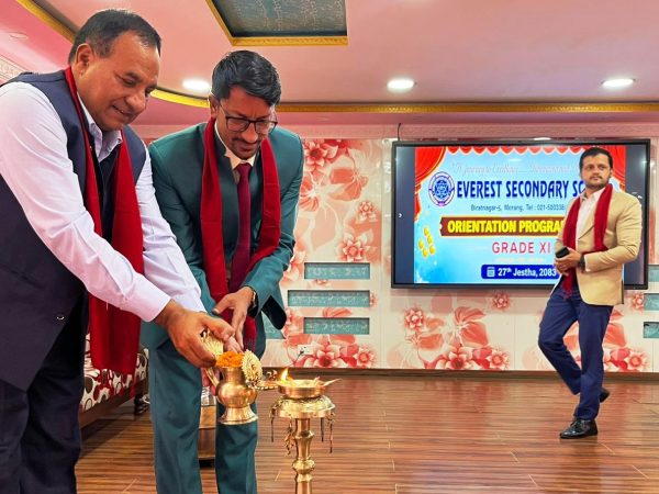 एभरेष्टमा विद्यार्थी अभिमुखीकरणः ‘लक्ष्य र मेहनत नै सफलताको आधार’