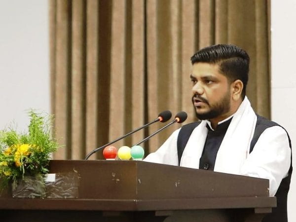 श्रम क्षेत्रको सुधार र ठगी नियन्त्रणमा सरकारको सक्रियता