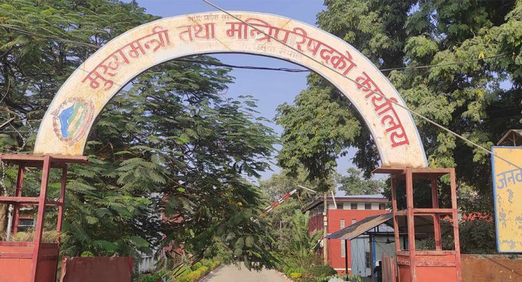 मृतक गणेश यादवको परिवारलाई मधेस सरकारले घर बनाइदिने
