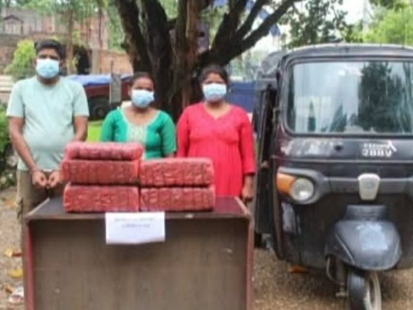 २२ किलो गाँजासहित तीन जना पक्राउ