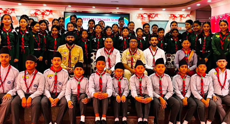 एभरेस्ट स्कुलका ५१ विद्यार्थी स्काउटमा दीक्षित