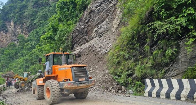 नारायणगढ–मुग्लिन सडकखण्ड अन्तर्गत चितवनको नाम्सी नयाँ पुल