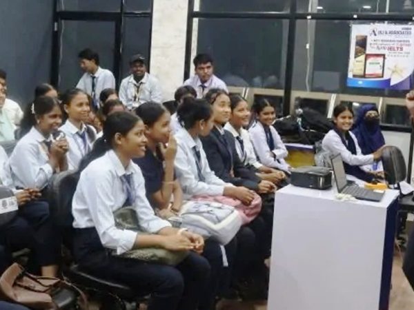 युवालाई बोल्ने कला सिकाउँदै विराटनगर जेसीज