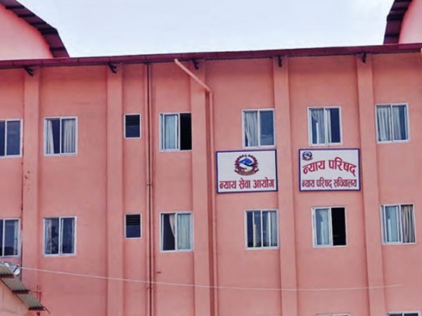 उच्चका ३ र जिल्ला अदालतका १५ न्यायाधीश सरुवा (सूचिसहित)