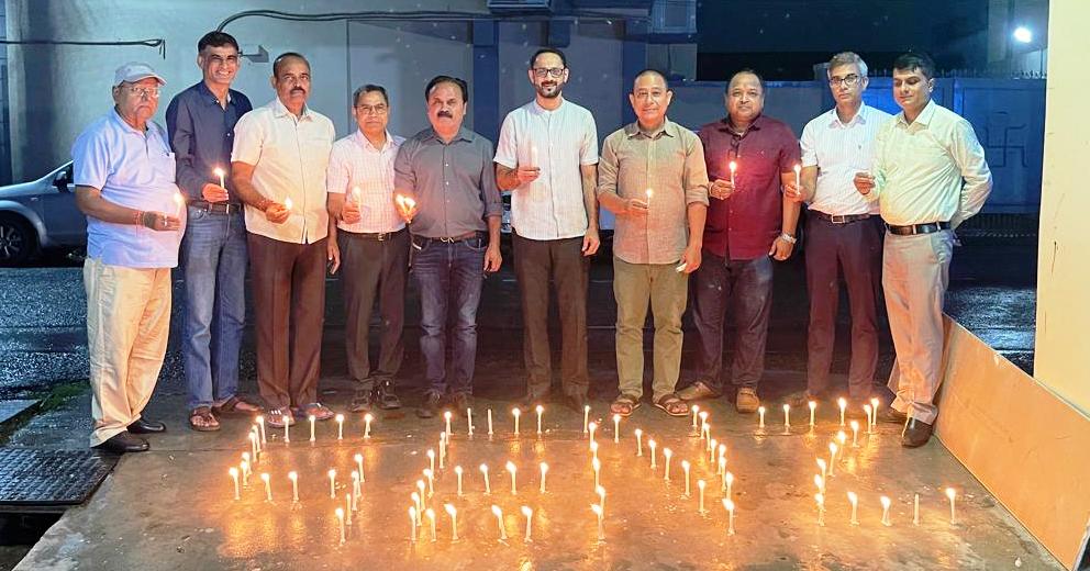 जेनजी सहिदको सम्झनामा मोरङ उद्योग व्यापार संघमा दीप प्रज्वलन