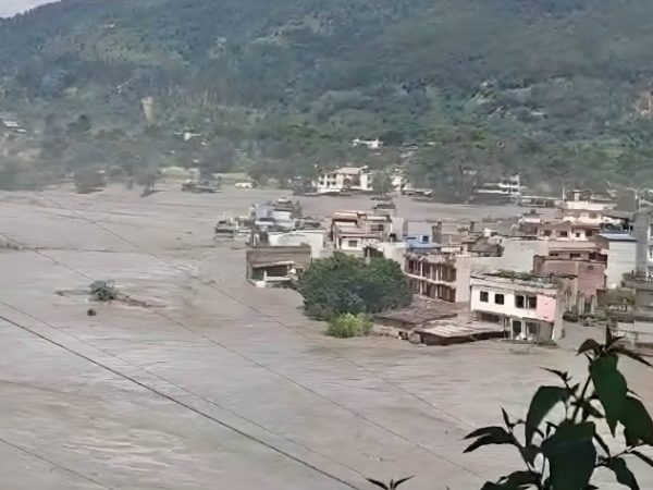 भोटेकोशी बाढीपछि १३ हजारभन्दा बढीको उद्धार