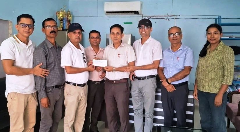 बाढीपीडितलाई अरनिको कलेजको १० लाख सहयोग