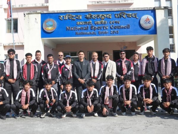 आईएसएफ फुटबल विश्वकपमा सहभागी हुन नेपाली टोली चीन प्रस्थान गर्दै