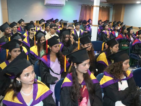 निहारिका कलेजका १५० विद्यार्थी दीक्षित