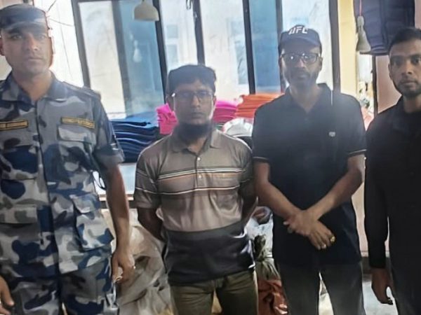 अवैध रूपमा नेपाल प्रवेश गरेका १० विदेशी नागरिक काठमाडौंमा पक्राउ