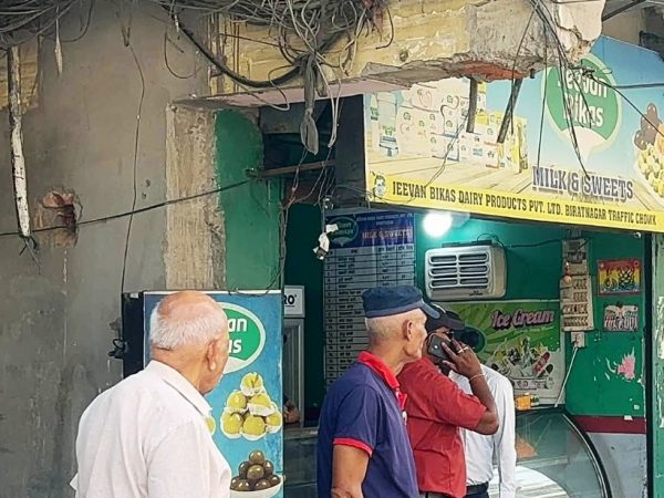 विराटनगरमा जीवन विकासको मिठाइमा ढुसी, नमुना परीक्षणमा