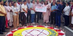 मनमोहन प्राविधिक विश्वविद्यालयको वार्षिकोत्सवमा विद्यार्थीलाई छात्रवृत्ति 