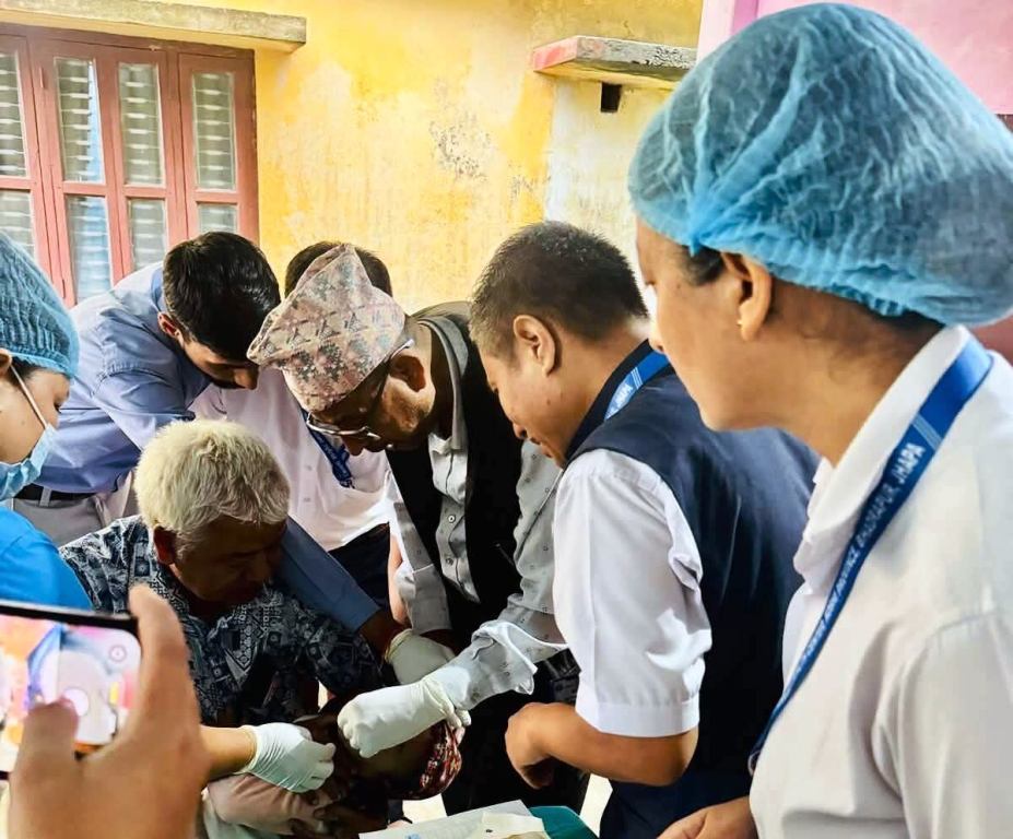 झापामा बालबालिकालाई स्वर्ण विन्दु प्राशन कार्यक्रम सुरु